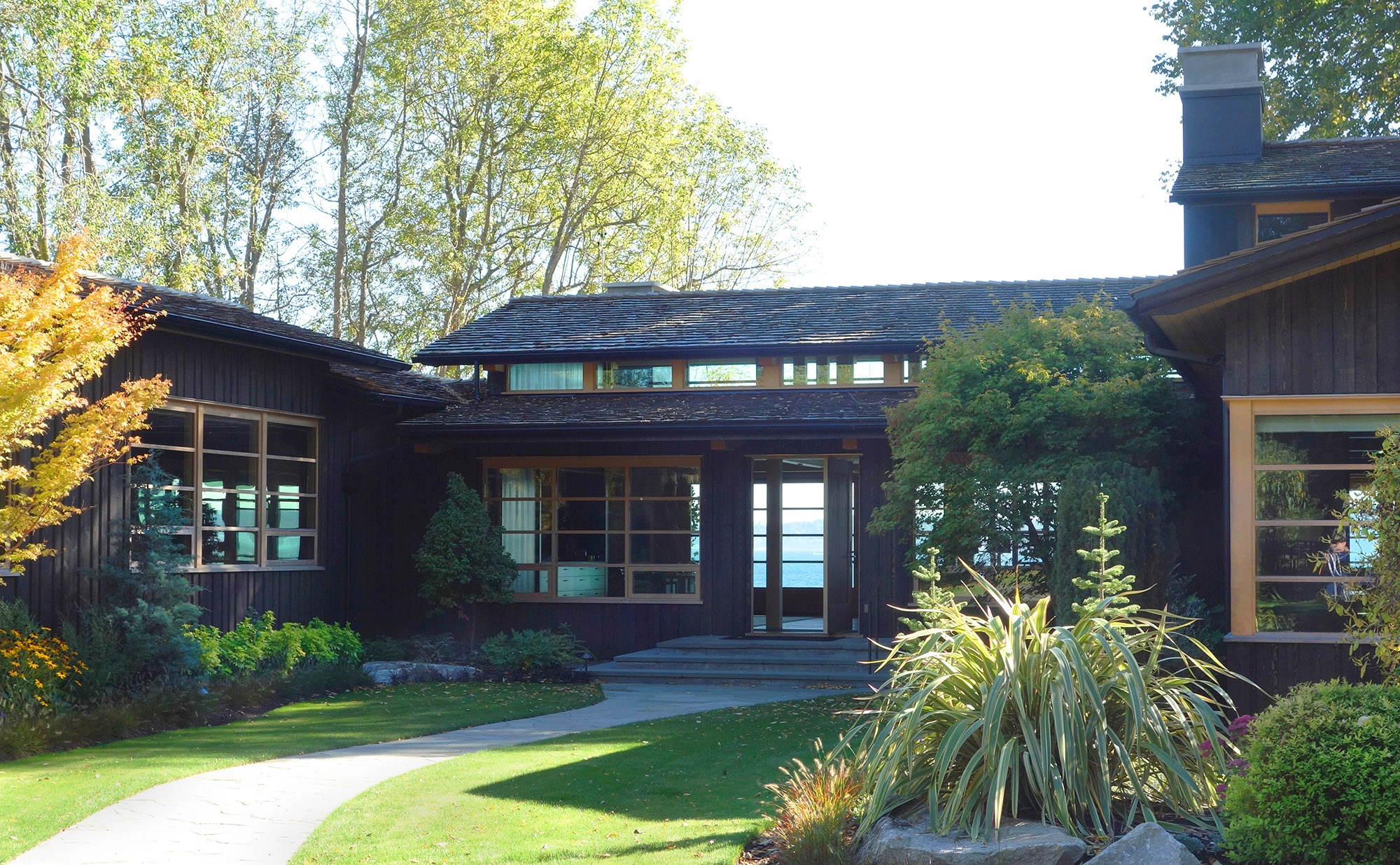 Beans-Bight Residence - koyoDSC05939revB