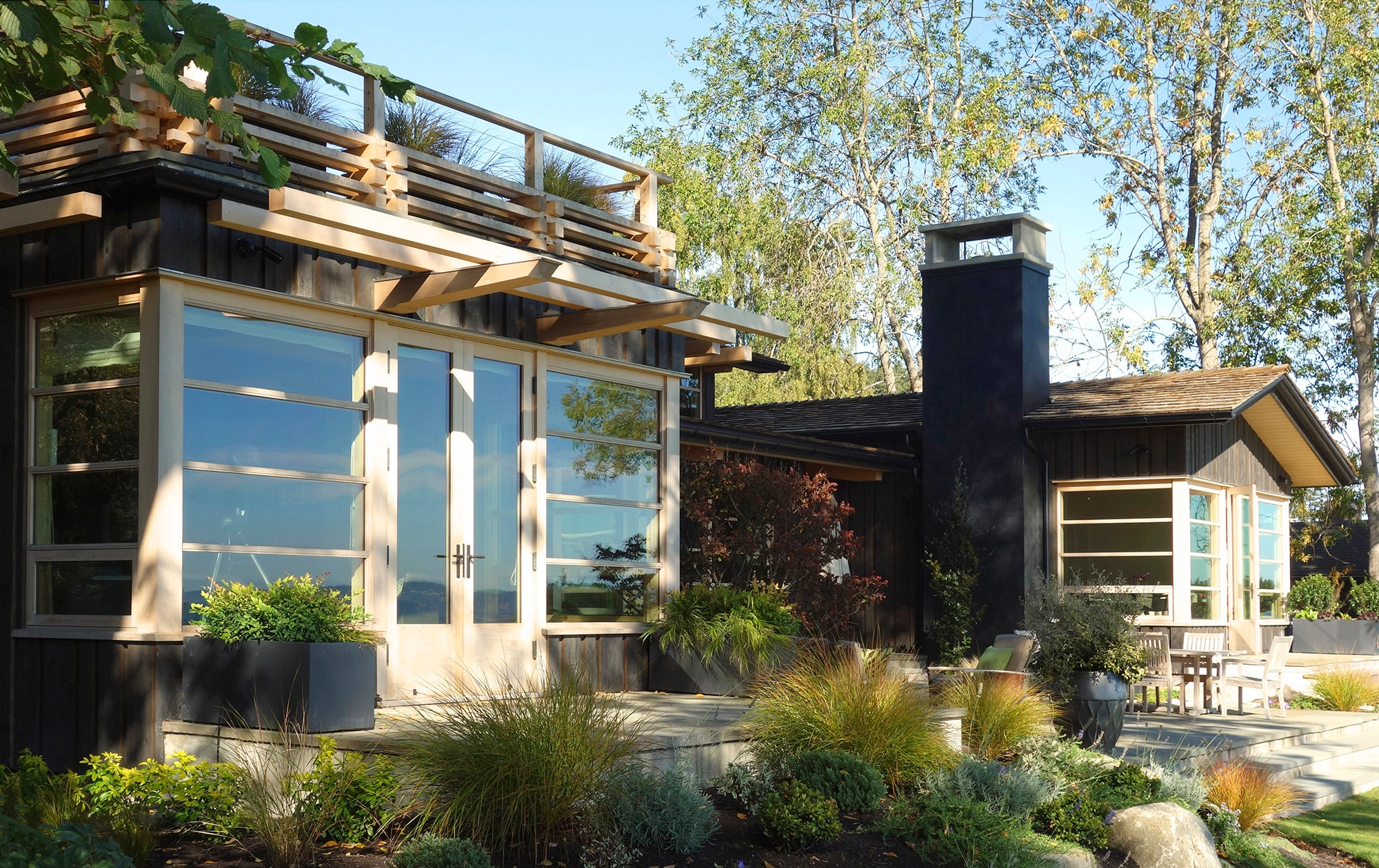 Beans-Bight Residence - koyoDSC05952revB