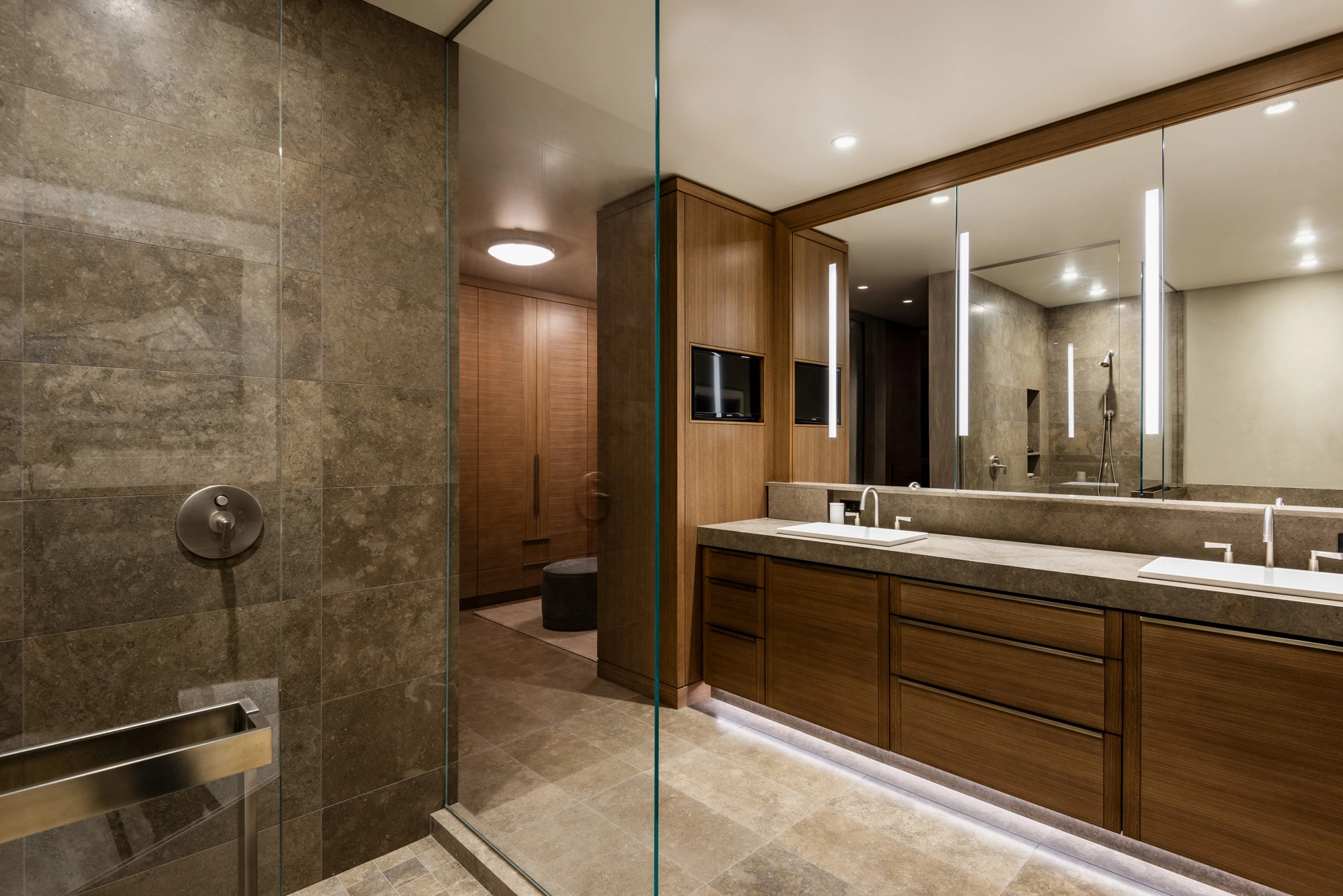 1521 Residence - 1521_Condo-379-HDR_2k-1