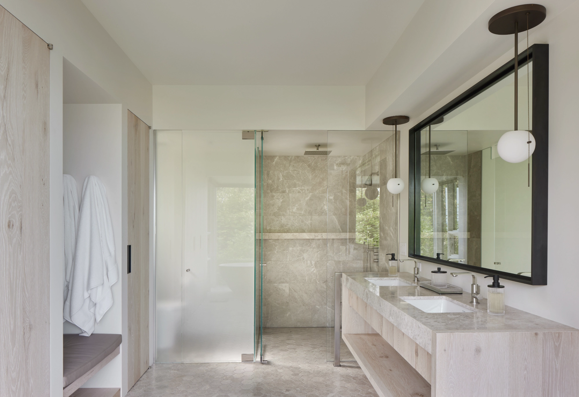 Dorothy's House - o_DorothyHR_15