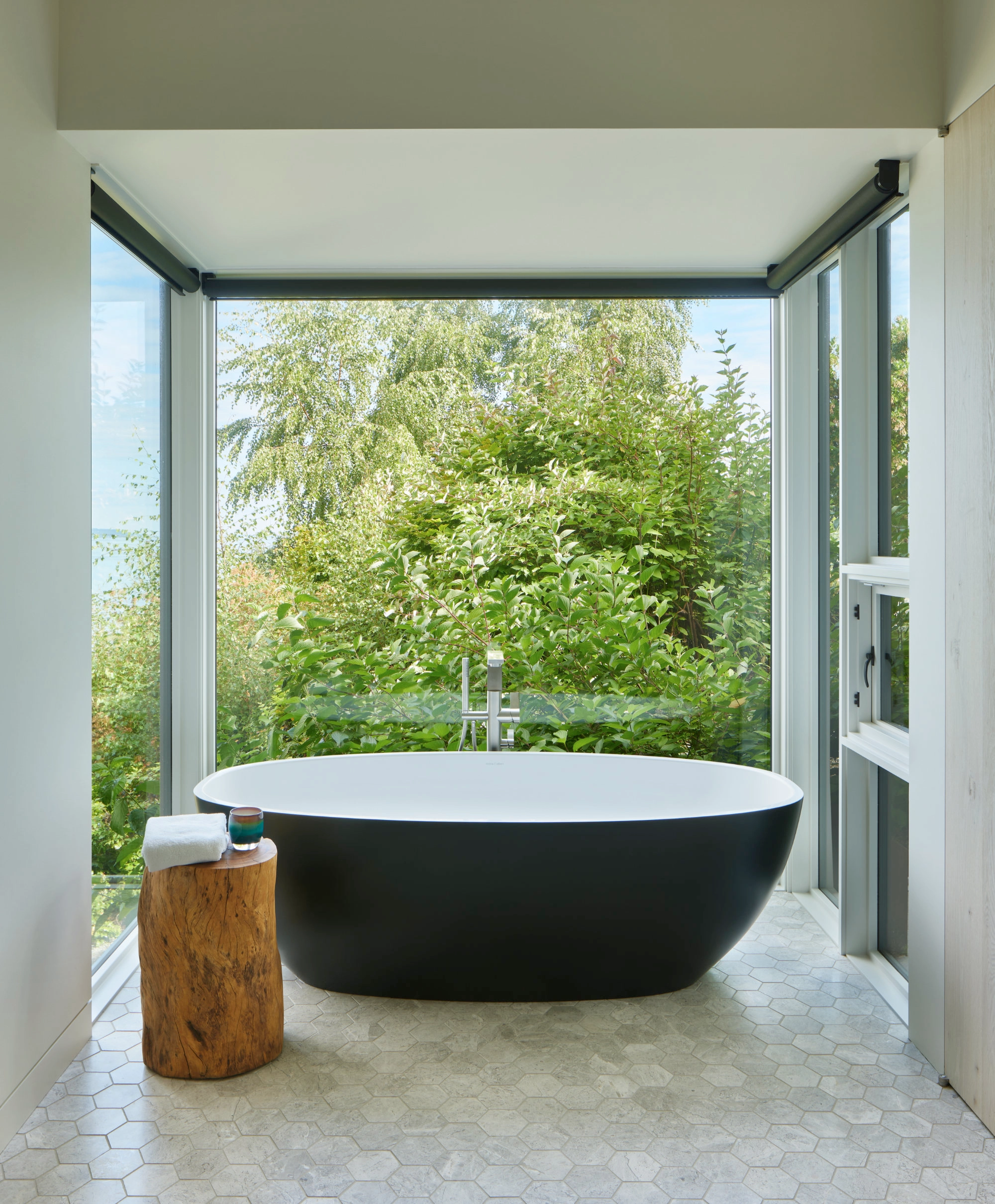 Dorothy's House - p_DorothyHR_16